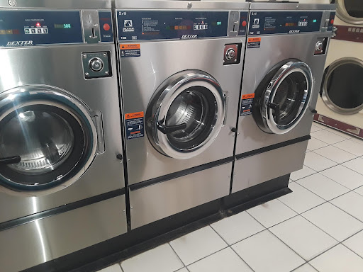 Laundromat «Waters Coin Laundry», reviews and photos, 7302 W Waters Ave, Tampa, FL 33634, USA