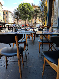 Photo n°25 de Comptoir Central Électrique à Nice ()
