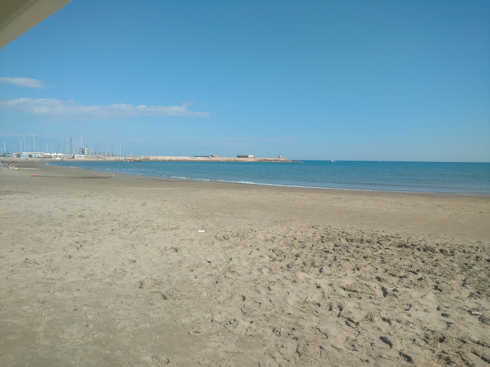 Fotografie cu Nettuno beach zonă de stațiune de pe plajă