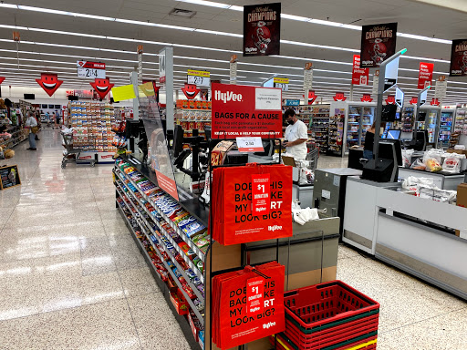 Supermarket «Hy-Vee», reviews and photos, 6655 Martway St, Mission, KS 66202, USA