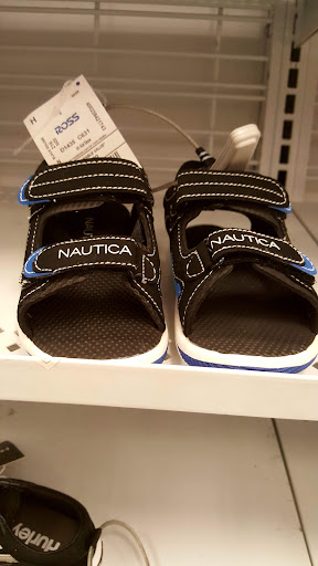 Clothing Store «Ross Dress for Less», reviews and photos, 30 Malphrus Rd, Bluffton, SC 29910, USA