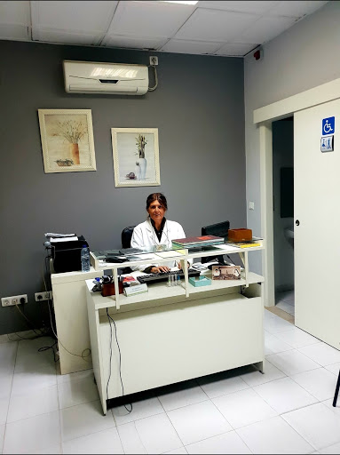 Centro de Reconocimiento de Conductores Condado en Rociana del Condado, Huelva