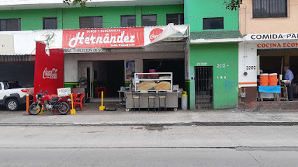 Duros y Guacamayas Hernández