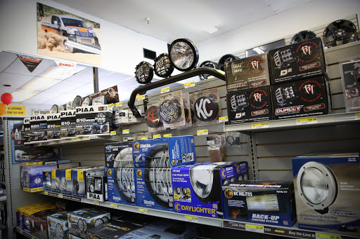 Truck Accessories Store «4 Wheel Parts - Oakland», reviews and photos, 1944 E 12th St, Oakland, CA 94606, USA