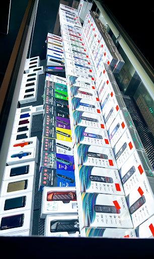 Tobacco Shop «Glass Gardens», reviews and photos, 35213 23 Mile Rd, New Baltimore, MI 48047, USA