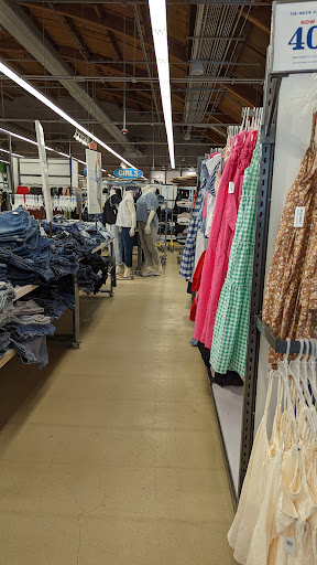 Clothing Store «Old Navy», reviews and photos, 60 Wynnewood Rd, Wynnewood, PA 19096, USA