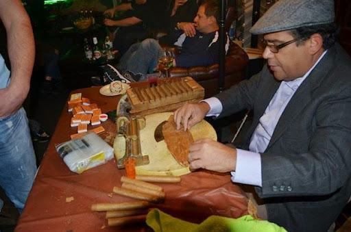 Tobacco Shop «Orange Cigar & More», reviews and photos, 278 Boston Post Rd, Orange, CT 06477, USA