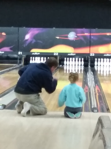 Bowling Alley «AMF Deer Valley Lanes», reviews and photos, 2902 W Thunderbird Rd, Phoenix, AZ 85053, USA