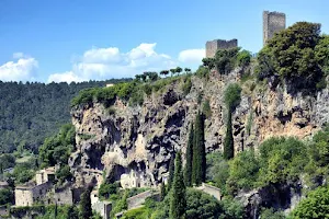 Rocher et grottes troglodytes de Cotignac image