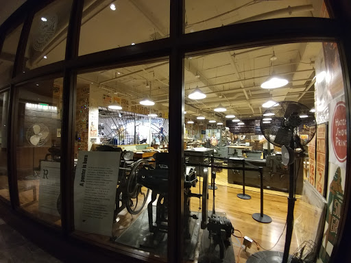 Print Shop «Hatch Show Print», reviews and photos, 224 5th Ave S, Nashville, TN 37203, USA