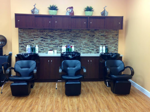 Hair Salon «Way-Z Hair Salon & Braiding Shop», reviews and photos, 3231 Plaza Way, Waldorf, MD 20603, USA