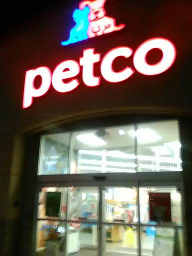 Pet Supply Store «Petco Animal Supplies», reviews and photos, 2807 Wilma Rudolph Blvd, Clarksville, TN 37040, USA