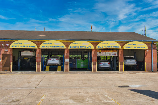 Auto Repair Shop «Chimney Rock Car Care», reviews and photos, 2839 Chimney Rock Rd, Houston, TX 77056, USA