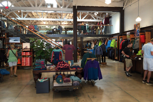 Clothing Store «Patagonia Santa Monica», reviews and photos, 1344 4th St, Santa Monica, CA 90405, USA