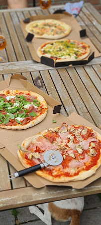 Plats et boissons du Pizzas à emporter La Pizzaiola à Marchiennes - n°5