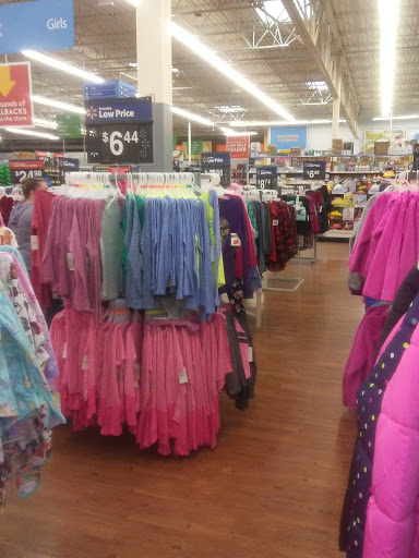 Department Store «Walmart Supercenter», reviews and photos, 98 Power Center Dr, Dawsonville, GA 30534, USA