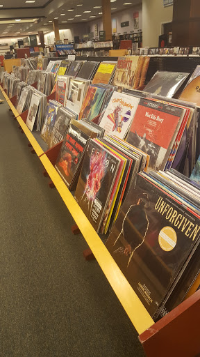 Book Store «Barnes & Noble», reviews and photos, 760 SE Maynard Rd, Cary, NC 27511, USA