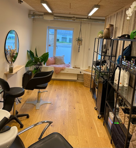 Barber Mette Lindegaard in Herlev, Herlev