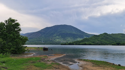 Hồ Suối Hành