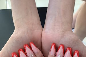 Designer Nails & Waxing