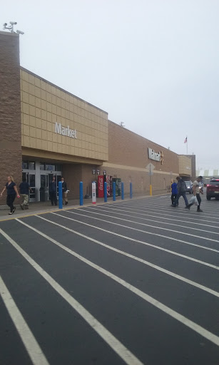 Department Store «Walmart Supercenter», reviews and photos, 1680 Fort Campbell Blvd, Clarksville, TN 37042, USA