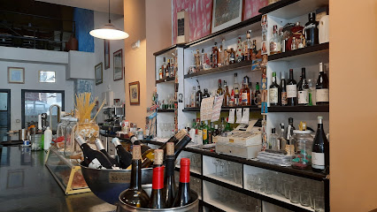 Bar Restaurante La Casa - Av. el Castillo, 4, 24400 Ponferrada, León, Spain