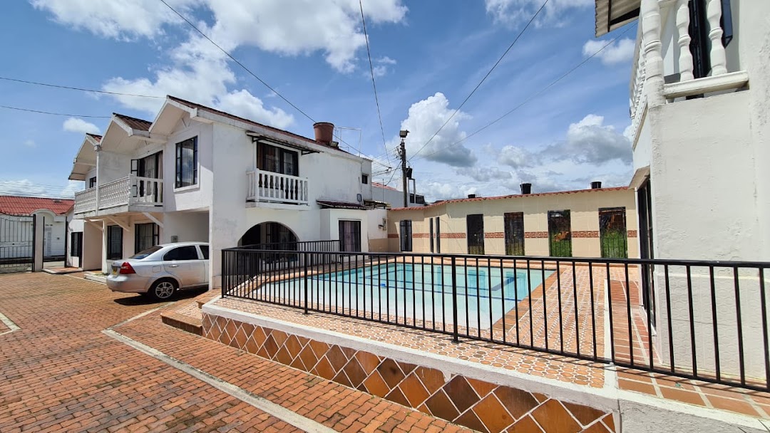 Villa Hermosa - Conjunto Cerrado