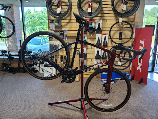 Bicycle Store «Cycleworks Bicycles - Duluth», reviews and photos, 3576 Peachtree Industrial Blvd, Duluth, GA 30096, USA