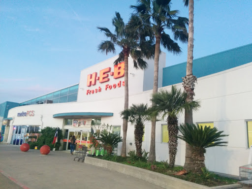 Grocery Store «H-E-B Grocery», reviews and photos, 1600 Wildcat Dr, Portland, TX 78374, USA