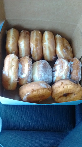 Donut Shop «Turner Donut Shop», reviews and photos, 902 9th Ave W, Bradenton, FL 34205, USA