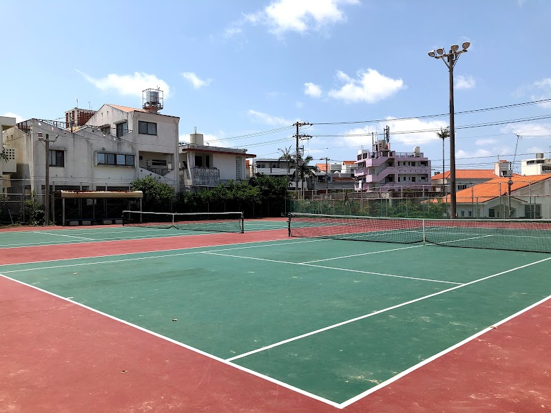 浦添市民テニスコート 沖縄県浦添市港川 テニス コート グルコミ