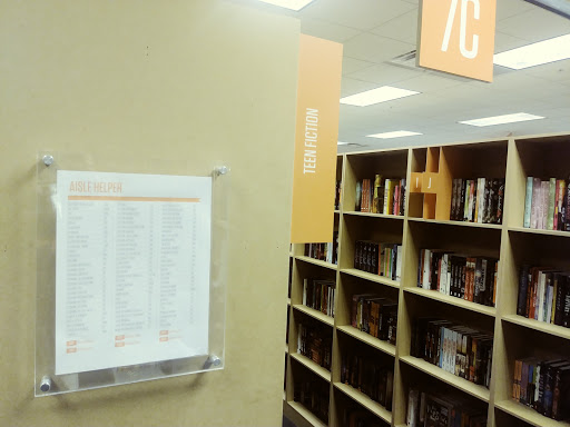 Used Book Store «2nd & Charles», reviews and photos, 17636 Garland Groh Blvd, Hagerstown, MD 21740, USA