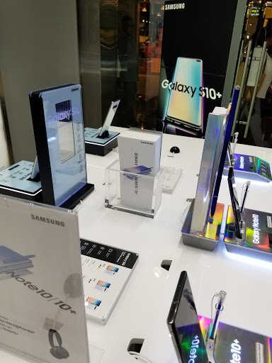 Electronics Store «Samsung Store», reviews and photos, 12801 W Sunrise Blvd, Sunrise, FL 33323, USA