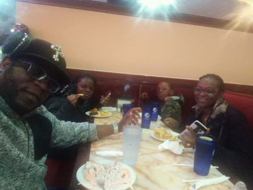 Shopping Mall «Liberty Court Shopping Center», reviews and photos, 8660 Liberty Rd, Randallstown, MD 21133, USA