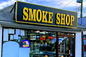 Pelham Manor Smoke Shop image