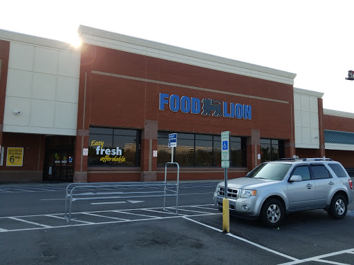 Food Lion, 36 Northfield Ctr, Whiteville, NC 28472, USA, 
