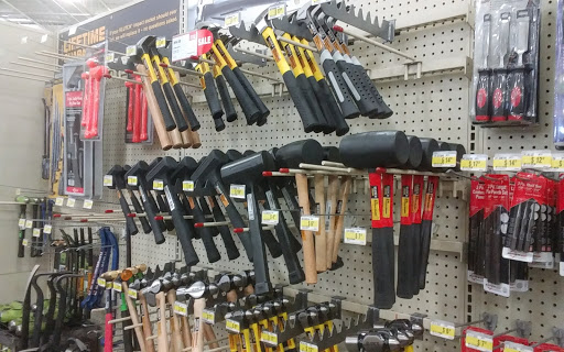 Tool Store «Northern Tool + Equipment», reviews and photos, 3906 W Hillsborough Ave, Tampa, FL 33614, USA