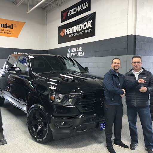 Car Dealer «Palmen Motors Dodge Chrysler Jeep Ram», reviews and photos, 5431 75th St, Kenosha, WI 53142, USA