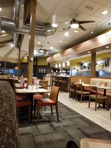 Shopping Mall «Murray Crossing Shopping Center», reviews and photos, 6035 SW Murray Blvd, Beaverton, OR 97008, USA