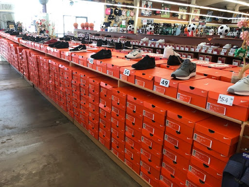 Shoe Store «Shoe City», reviews and photos, 4170 E Willow St, Long Beach, CA 90815, USA