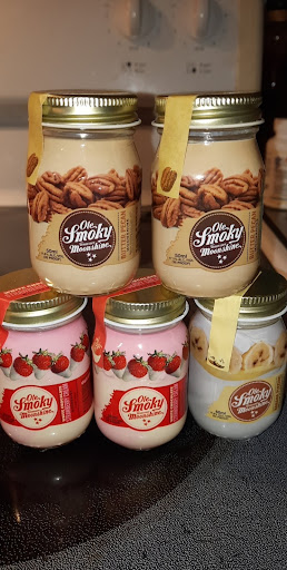 Liquor Store «All Aboard Liquors», reviews and photos, 202 S 1st Ave, La Grange, KY 40031, USA