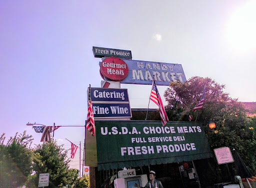 Grocery Store «Handy Market, Wine Store, Craft Beer Shop, Bottle Shop, Choice Meats», reviews and photos, 2514 W Magnolia Blvd, Burbank, CA 91505, USA