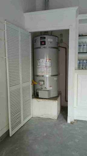 Plumber «OneStop Plumbers - Plumbing and Leak Detection», reviews and photos, 125 Business Center Dr h, Corona, CA 92880, USA