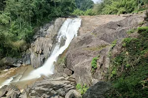 Kanthanpara Waterfalls image