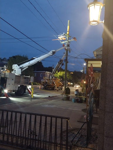 Consignment Shop «Old Bank Flowers Art and Marketplace», reviews and photos, 66 Main St, East Hampton, CT 06424, USA