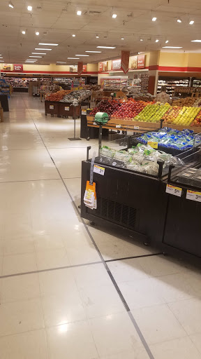 Supermarket «Shoppers Food & Pharmacy - Catonsville Plz», reviews and photos, 5457 Baltimore National Pike, Baltimore, MD 21229, USA