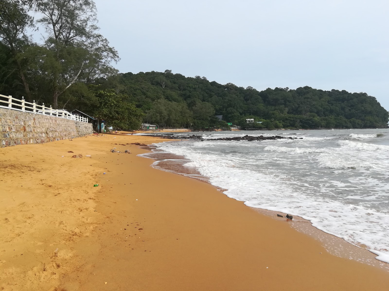 Foto di Hat Ao Yang Beach area servizi