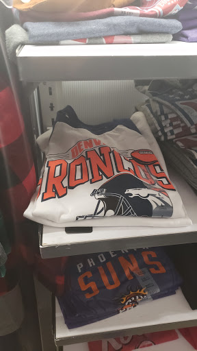 Clothing Store «Old Navy», reviews and photos, 7665 Academy Blvd N, Colorado Springs, CO 80920, USA