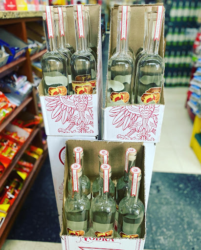 Liquor Store «Paradise Liquor», reviews and photos, 3237 Hilton Rd, Ferndale, MI 48220, USA