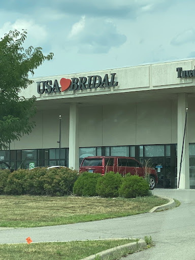 USA Bridal, 1201 N Dixie Hwy #103, Elizabethtown, KY 42701, USA, 